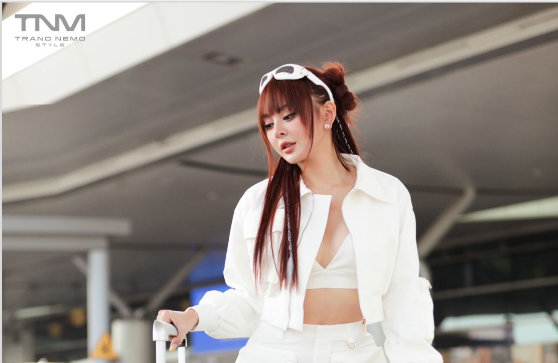 Đúng chuẩn 'girlboss', Trang Nemo khiến dân tình phải xiêu lòng vì độ cool ngầu.
