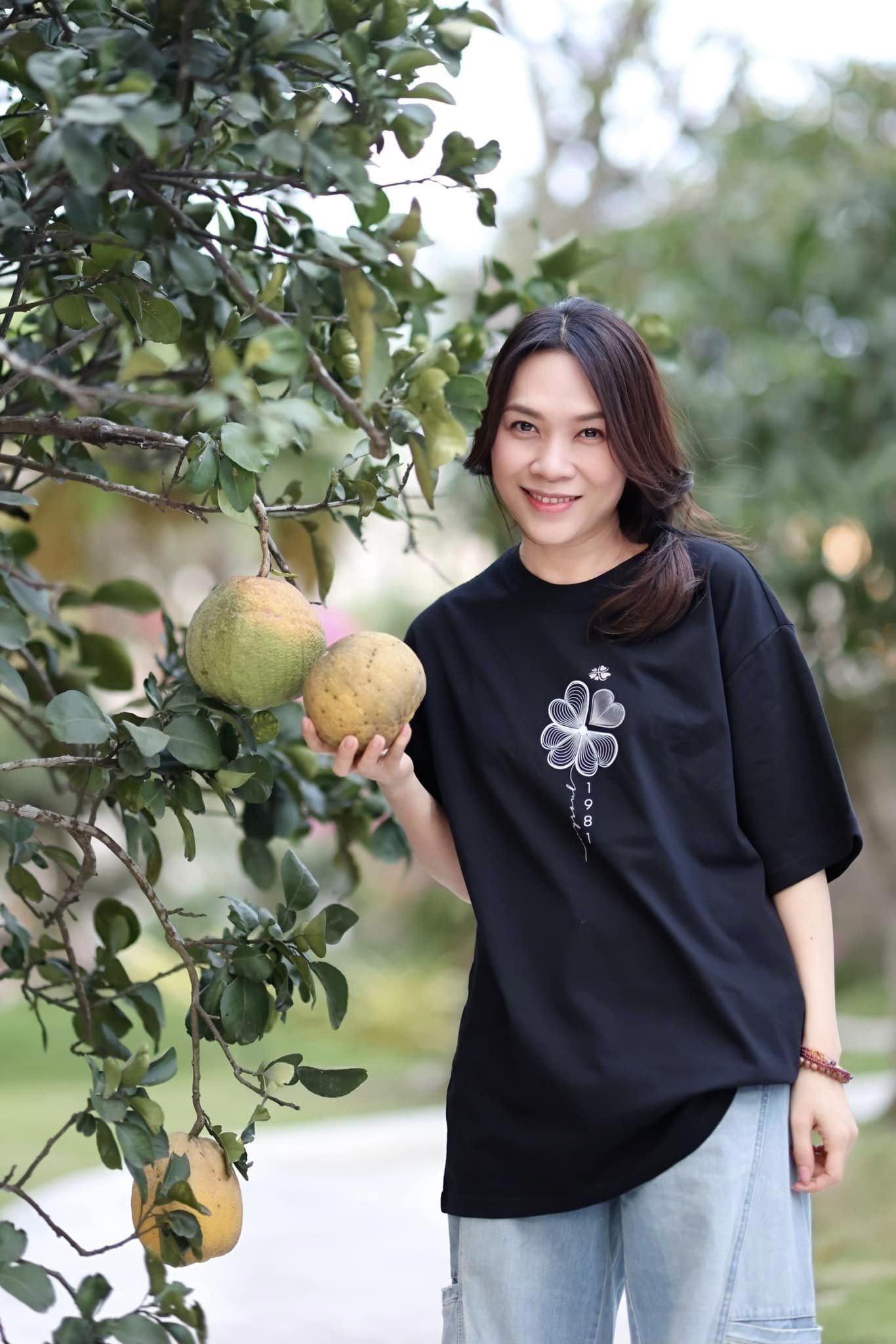 Nhà Mỹ Tâm ở Củ Chi như biệt phủ, đi mỏi chân không hết