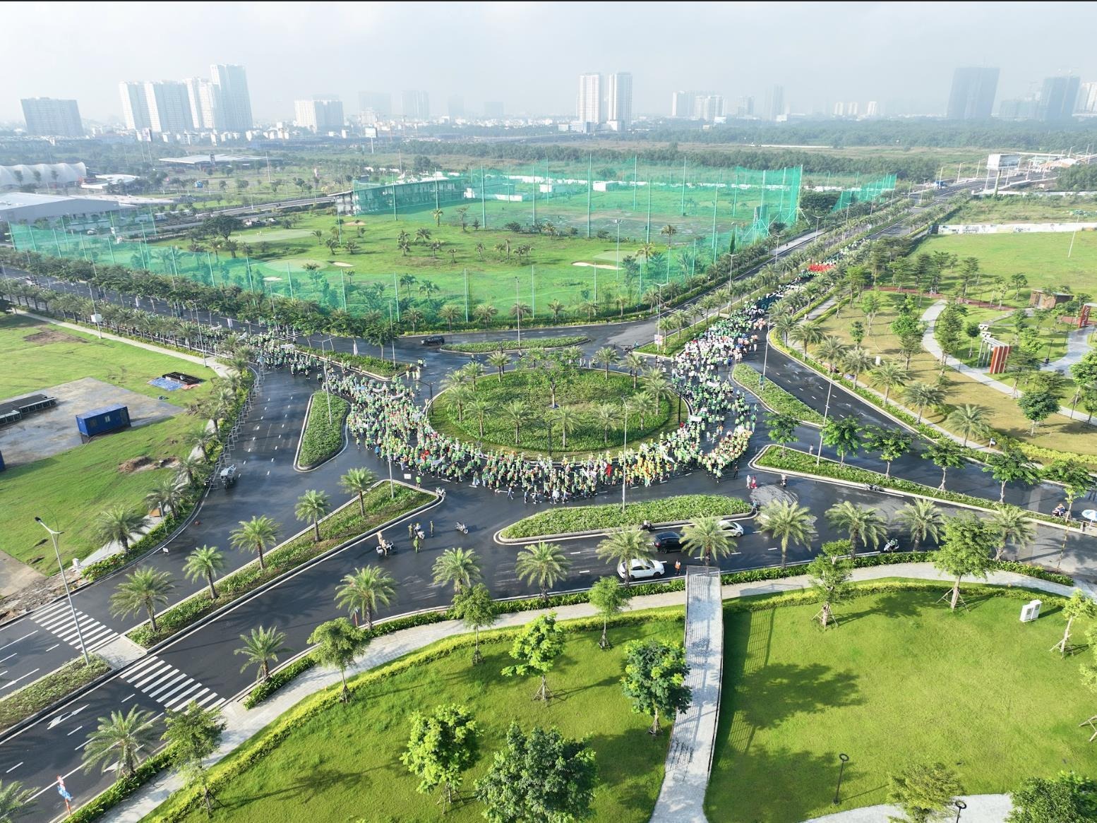 TỪ KHỞI CÔNG ĐẾN VẬN HÀNH: KHU ĐÔNG TRỞ THÀNH LÕI KẾT NỐI TRONG CẤU TRÚC ĐÔ THỊ ĐA CỰC