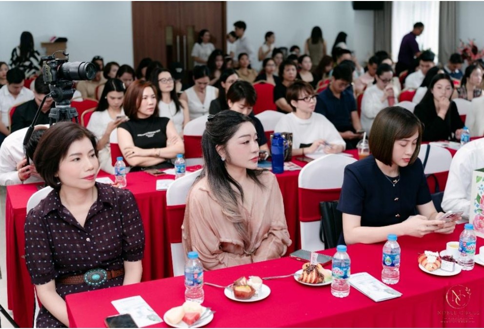 Noble Circle phối hợp cùng AccessTrade tổ chức hội thảo “Affiliate dành cho CEO”